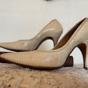 Vintage Elegant Cream Women's leather Heels